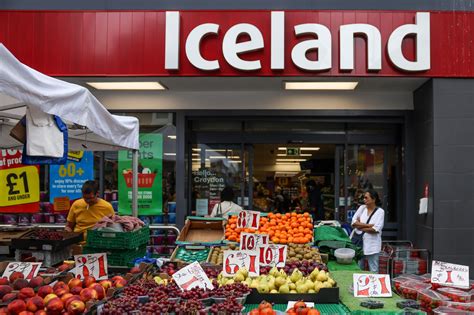 Uber Partners With Supermarket Iceland For Rapid Delivery For Frozen Groceries Bloomberg