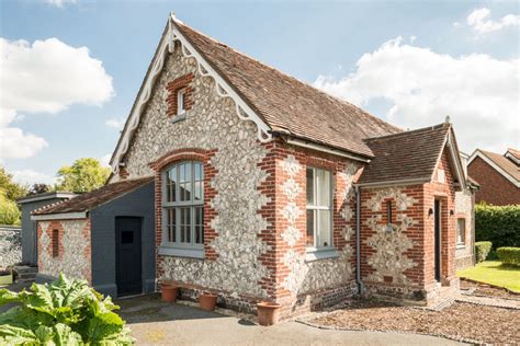 5 Cosy Cottages For Sale In The The Uk Countryside The Spaces