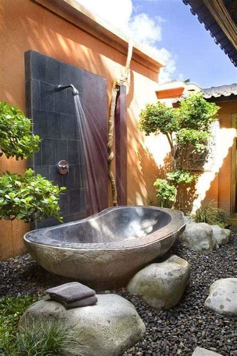 47 Awesome Outdoor Bathrooms Leaving You Feeling Refreshed