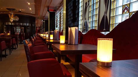 Battery operated remote control restaurant decoration ...