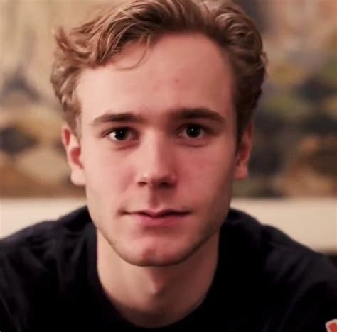 High quality isak valtersen gifts and merchandise. Pin by Zeryce Arya on Tarjei | Short film, Isak valtersen ...