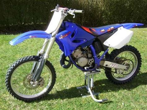 Great savings free delivery / collection on many items. KTM 125 YZ 2004 MOTO CROSS à Ancerville MOTO - SCOOTER ...