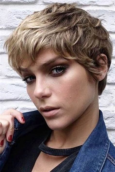 Schöne frisuren für kurze haare los, trauen sie sich zum friseur! besten kurzhaarfrisuren 2018 damen #kurzhaarfrisuren # ...