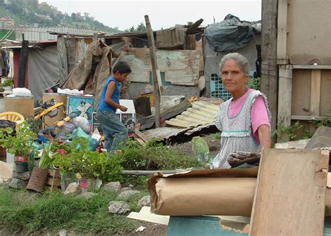 Pandemia dejó un millón 44 mil mexiquenses en pobreza extrema