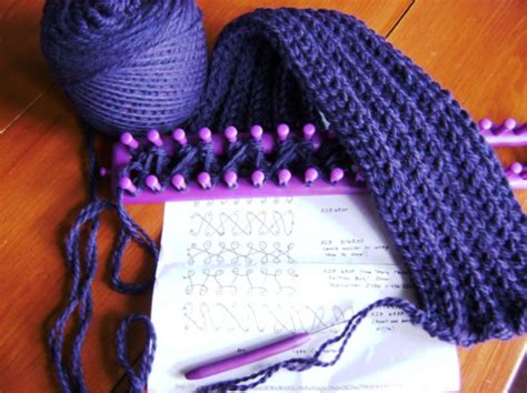 How To Get Started With Loom Knitting Tutorials And Beginner Lessons