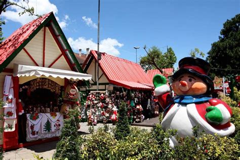 Argentina bolivia brasil chile colombia ecuador paraguay perú uruguay venezuela. Christmas Village, Gramado - RS | Gramado rs, Gramado e ...