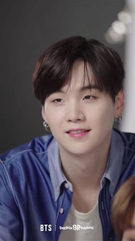 We would like to show you a description here but the site won't allow us. Baskin Robbins X BTS #SUGA CAM em 2020 | Foto suga, Min ...