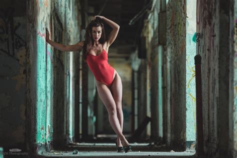 Eliza Rose Watson Brunette Curvy Model Hips Women Nipples Through Clothing Leotard Red
