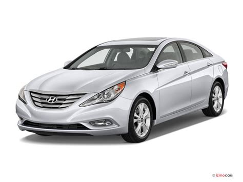 The 2011 hyundai sonata is a midsize family sedan available in gls, se and limited trim levels. 2011 Hyundai Sonata Prices, Reviews, & Pictures | U.S ...