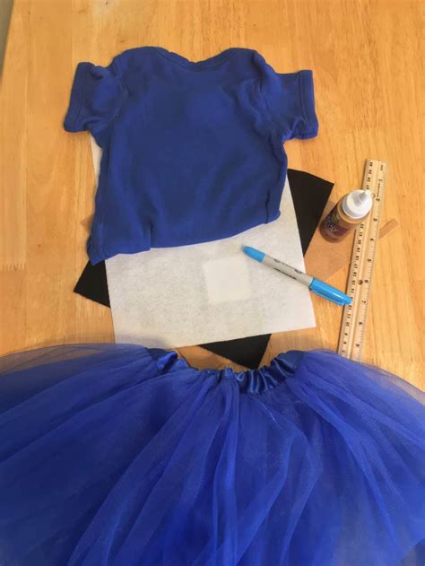 Not only does his diet purely consist of cookies and. DIY Cookie Monster costume baby & toddler {no sewing required} - Diary of a So Cal mama