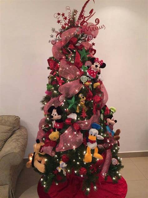 Pin By Chrissy Stewart On Disneys Christmas Decorations And Trees