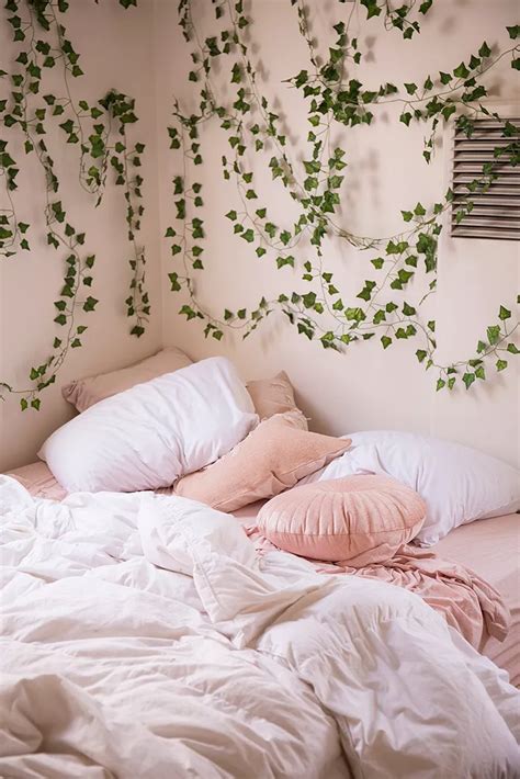 Botanical Bedroom Space Urban Outfitters Uk Room Inspiration