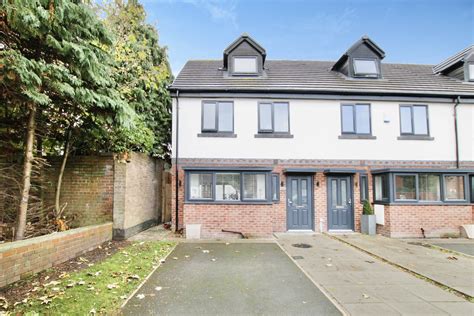 4 bedroom town house for sale in Hartsbourne Avenue, Liverpool, L25 2TD