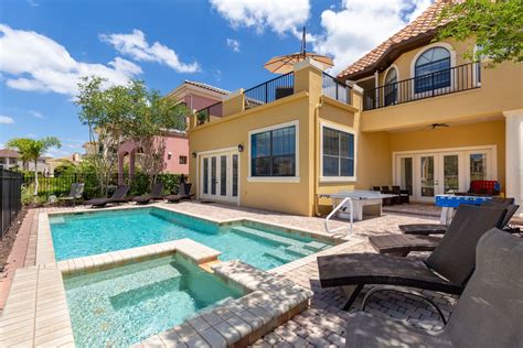 Book a 6 Bedroom House for Rent in Orlando | Vacation Houses in Orlando