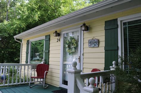 1 week for $29.95 on zillow + 2 weeks for $49.95 (save 20%) 3 weeks for $69.95. Lemonade Cottage-Spring Getaway - walk to town, private ...