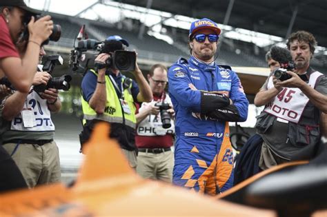 Fernando alonso left his mark on the final day of track action in f1 2020 by topping the timesheets in abu fernando alonso evoked memories of a louder era of f1 car with a demonstration run in his 2005. Moet Sebastian Vettel vrezen voor zijn toekomst? 'Fernando ...