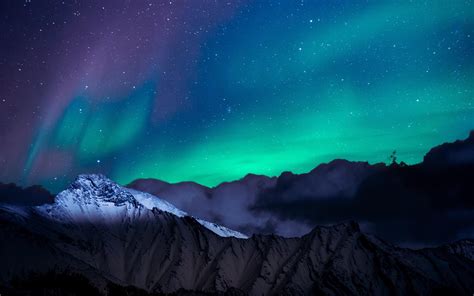 2880x1800 Northern Lights Night Sky Mountains Landscape 4k Macbook Pro