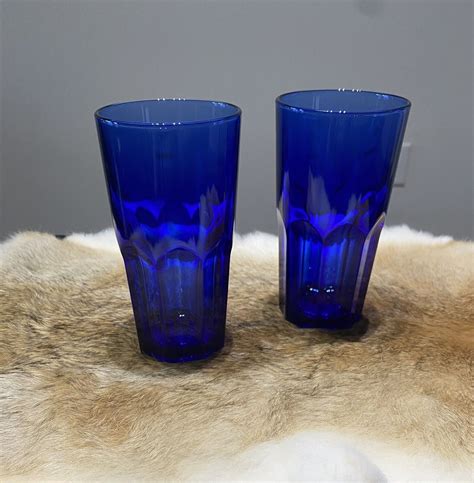 set of 2 vintage arcoroc france cobalt blue 10 ounce drinking glasses ebay