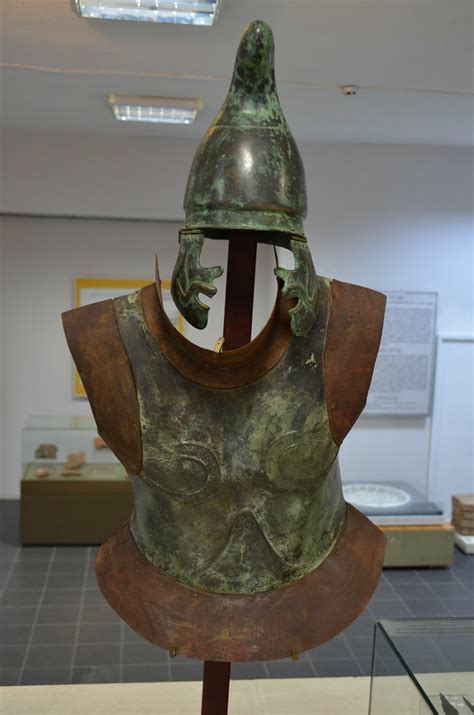 Thracian Armor 4th Cent Bce Kazanlak Museum 2 Flickr