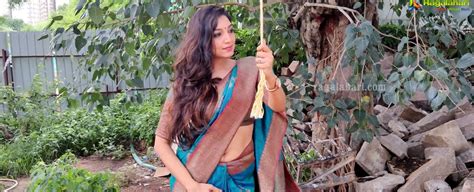 Rithu Manthra In Hot Deep Navel And Boobs In Saree X264 Divx Snapshot 00 52 722 — Postimages