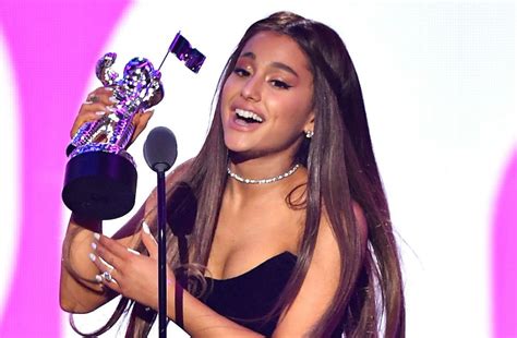 Ariana Grande Net Worth Age Career And Awards Dtfun