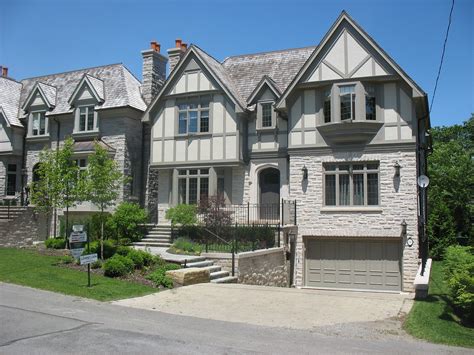 Indiana Buff Limestone Coursing House In Uptown Toronto Flickr