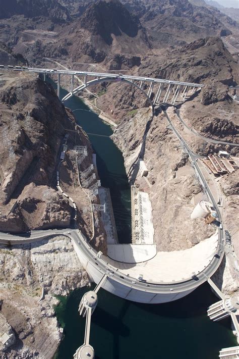 Thousands Walk New Hoover Dam Bypass Bridge Las Vegas Review Journal