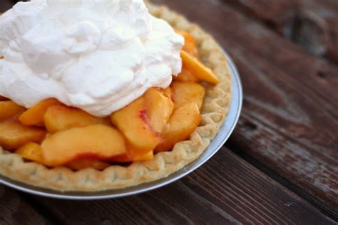 Fresh Peach Pie Tidbits