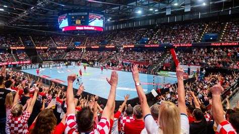 Bei der em qualifikation 1996. Handball EM-Qualifikation: Länderspiel findet in ...
