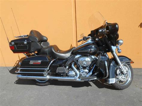 As you can see in the photos, it is different than the current ultra limited bikes as it has a different paint scheme and includes twin pin stripes. 2009 Harley-Davidson FLHTCU Ultra Classic for sale on 2040 ...