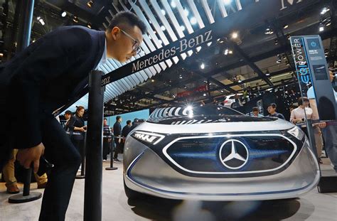 Luxus Strategie von Mercedes Mercedes schwächelt in China und Ola
