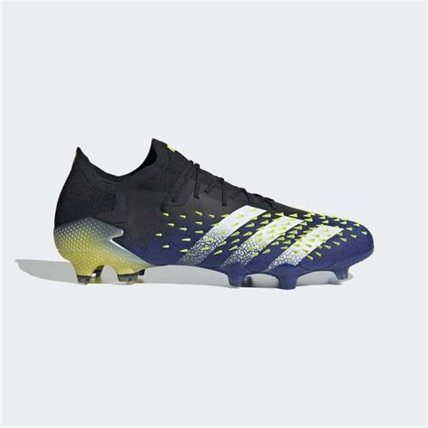 A stealth look, the 2021 adidas predator accelerator remake cleats are completely black and grey. "Superlative", le dernier pack adidas avec la nouvelle ...