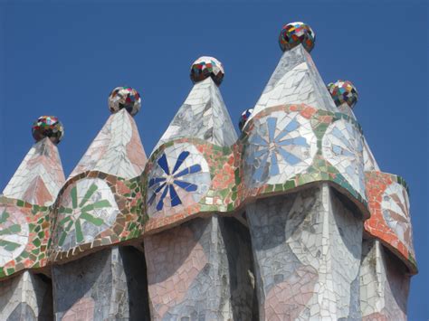 Pin On Architectureart Of Antoni Gaudí