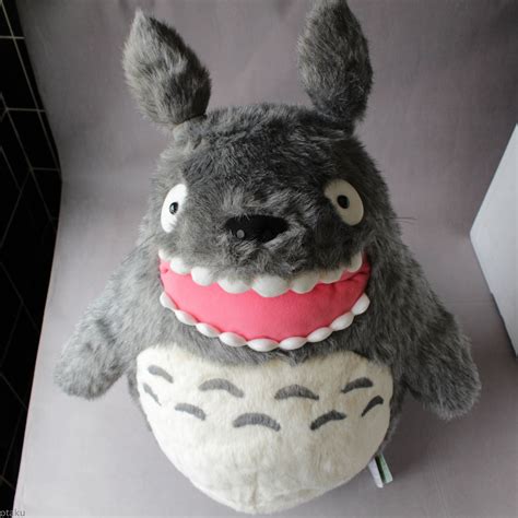 Totoro Roar Extra Large Uk