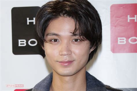 Role models jung jaewon pretty boys cute japanese guys cinematic photography asian actors short film pose reference photo poses. 磯村勇斗、地元民が明かす"衝撃秘話" 高校時代に演じた55歳 ...