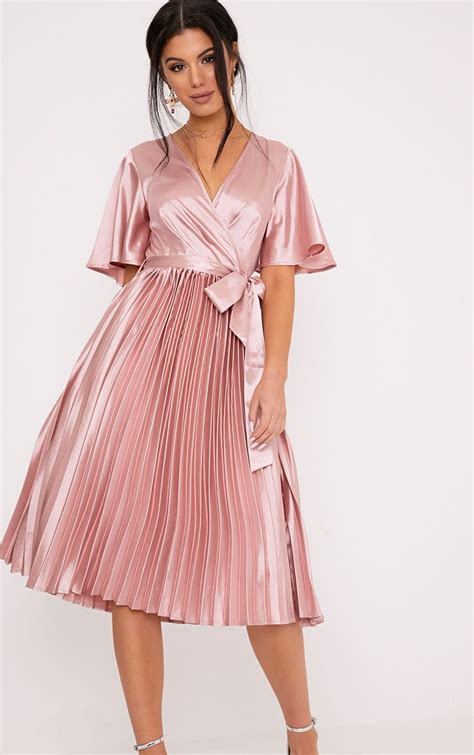 Mairee Dusty Pink Satin Pleated Midi Dress In 2020 Pleated Midi Dress