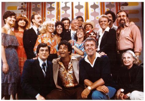 Cast Photo Of Laugh In 1977 Robin Williams Is Wearing The Cowboy