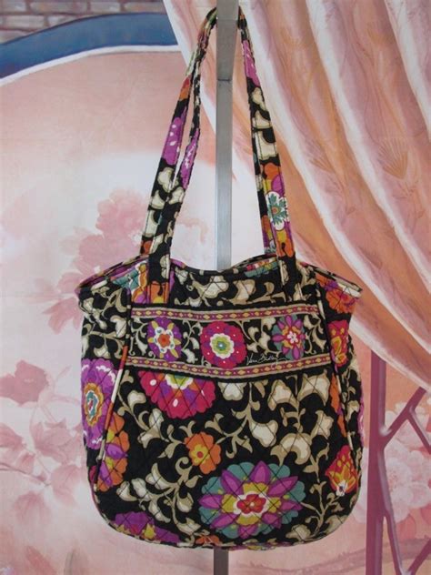 Vera bradley bags are extremely popular in america. Vera Bradley Floral Pink Orange & Multi Purse Handbag ...