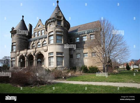 Abandoned Building In Brush Park Detroit Michigan Stock Photo Alamy