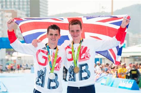 Alistair helps brother over finish line in dramatic world series finale exhausted briton jonny brownlee needed to. Alistair and Jonny Brownlee's mum reveals exactly what ...