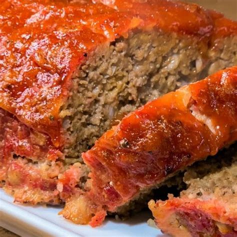Mini turkey meatloaf in a skillet is the best weeknight dinner idea! Costco Meatloaf Heating Instructions : Easy Chicken Meatloaf Recipe Chowhound - Place the ground ...