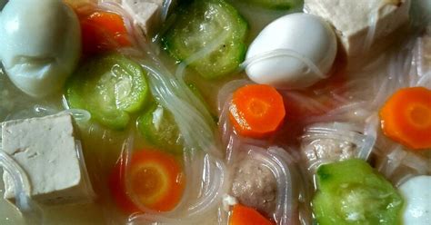 Masukan bumbu tumisan tersebut ke dalam rebusan ayam, aduk dan masak dengan api sedang. 17 resep sayur oyong gambas kuah express bergizi enak dan ...
