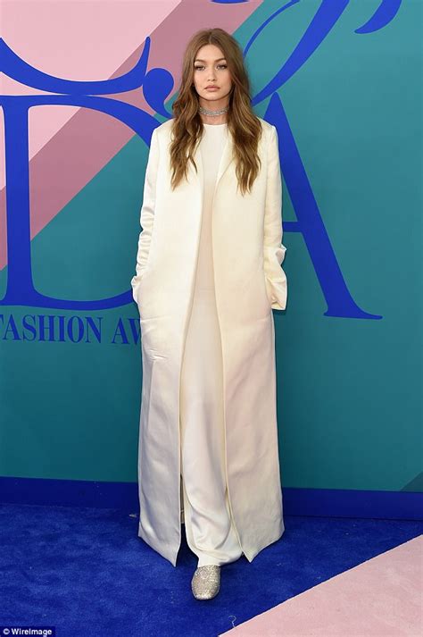 Gigi Hadid Stuns In Silk Dress For Cfda Fashion Awards Daily Mail Online