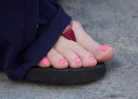 Pink Toes Close Up By Feetatjoes On Deviantart