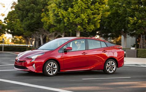 For others, it glares at them, mocking them and haunting them from the dashboard. How to jump start Toyota Prius