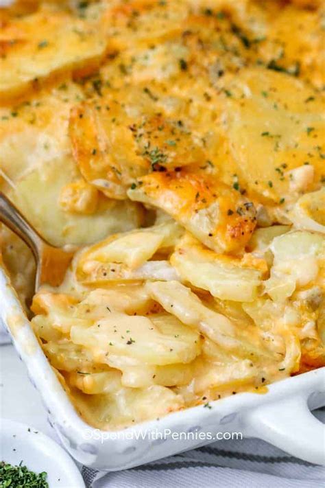 How to prepare pork chops with scalloped potatoes and onions
