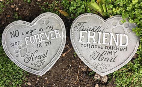 Set Of 2 Pet Dog Heart Quote Garden Memorial Grave Remembrance Stones
