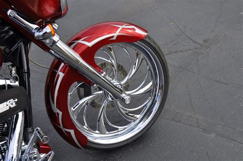 This bike is loaded with features, such as 110 inch screaming eagle motor, blacked out motor components, cvo rear fender, stretched bags, custom. 2013 Harley Davidson Street Glide Custom Touring