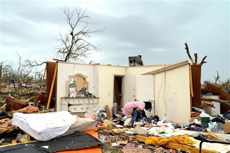 ‘pray For Gods Hand Over Mississippi Destructive Tornado Kills