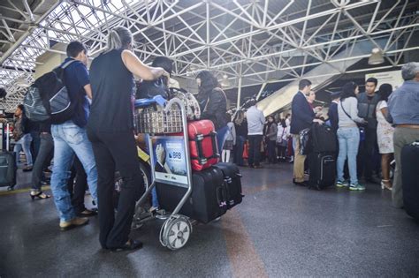 Aeroportos nacionais adotam regras de segurança mais rígidas